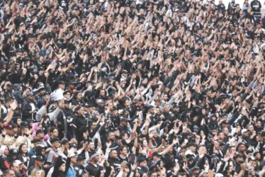 
			
				Corinthians pode ser punido por cabeça de porco? Veja o que diz a regra
			
			