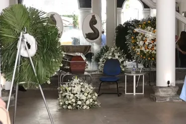 
			
				Corpo do ator Emiliano Queiroz é velado em Ipanema/RJ
			
			