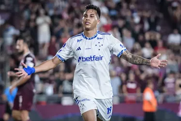 
			
				Cruzeiro chega à primeira vitória com Diniz, elimina Lanús e é finalista da Sul-Americana
			
			