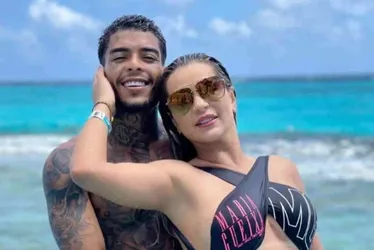 
			
				Deolane teria conhecido MC Kevin em festa de mulher ligada ao PCC
			
			