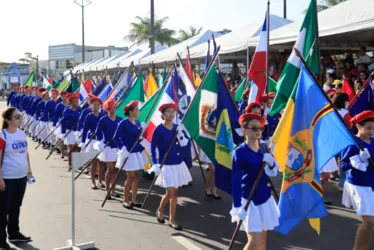 
			
				Desfile reúne população para celebrar os 207 anos da Emancipação Política de Alagoas
			
			