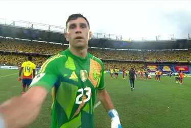 
			
				Dibu Martínez dá tapa em câmera após derrota da Argentina
			
			
