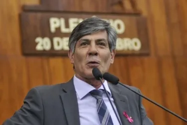 
			
				Eleições: Fernando Marroni, do PT, é eleito prefeito de Pelotas (RS)
			
			