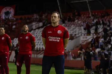 
			
				Eliminação e três times por ano: os números de Bruno Pivetti, novo técnico do CRB
			
			