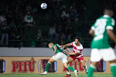 
			
				Em Campinas, CRB perde de virada para o lanterna Guarani, em duelo pela Série B: 2x1
			
			