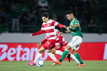 
			
				Em Campinas, CRB perde de virada para o lanterna Guarani, em duelo pela Série B: 2x1
			
			
