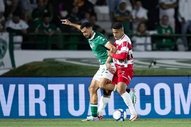
			
				Em Campinas, CRB perde de virada para o lanterna Guarani, em duelo pela Série B: 2x1
			
			