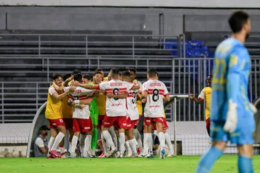 
			
				Em jogo atrasado, CRB empata com o Sport e deixa o Z4 provisoriamente: 1 a 1
			
			