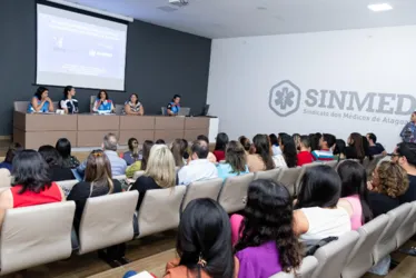 
			
				Em 2 anos, mais de 20 pessoas morreram de meningite em Alagoas
			
			