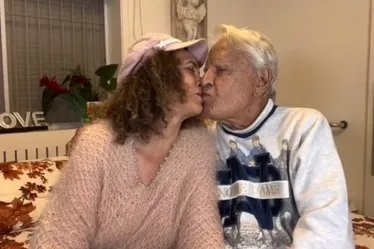 
			
				Emocionada, mulher de Cid diz que ficou ao lado dele nos momentos finais
			
			