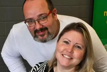 
			
				Empresário morre durante ressonância: 'Entrei com meu marido, saí com um papel', diz viúva
			
			