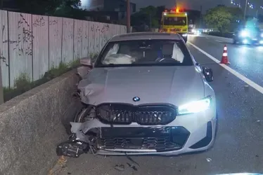 
			
				Estudante dirigindo BMW de luxo atropela e mata motociclista
			
			