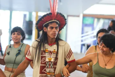 
			
				Estudantes indígenas buscam mais espaço e apoio nas universidades
			
			