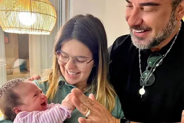 
			
				Fabiano Moraes, pai de Viih Tube, implora por reaproximação da filha: "Meu maior presente"
			
			