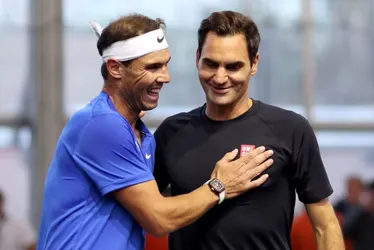 
			
				Federer vê incerteza sobre futuro de Nadal: "Não sabemos o que vai acontecer"
			
			