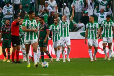 
			
				Fluminense cede virada nos minutos finais e perde para o Juventude no Brasileirão
			
			