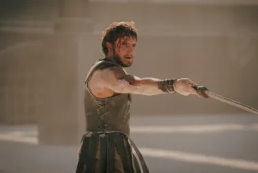 
			
				Gladiador 2 | Confira novo vídeo com cenas inéditas e dos batidores
			
			