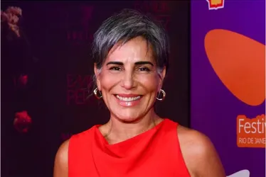 
			
				Gloria Pires explica ausência em festa de aniversário de Cleo
			
			