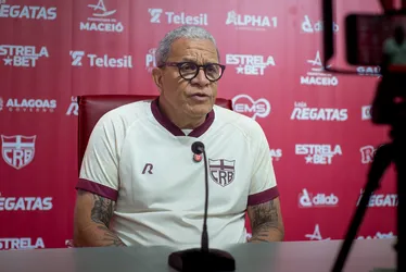 
			
				Hélio dos Anjos dá o tom no CRB e avisa: “Quem não quiser, vai para fora”
			
			