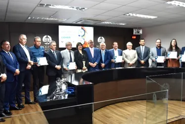 
				Indústria recebe homenagem por apoiar projeto de reinserção de apenado
			
			