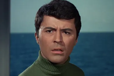 
			
				James Darren, ator de “O Túnel do Tempo”, morre aos 88 anos
			
			