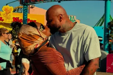 
			
				Jojo Todynho posa em clima de romance na Califórnia
			
			