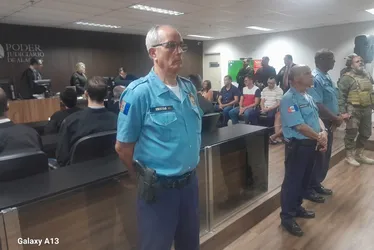 
			
				Júri condena três e absolve dois réus pela morte do auditor fiscal João Assis
			
			
