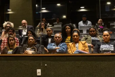 
			
				“Justiça chega”: veja íntegra da sentença que condenou assassinos de Marielle e Anderson
			
			