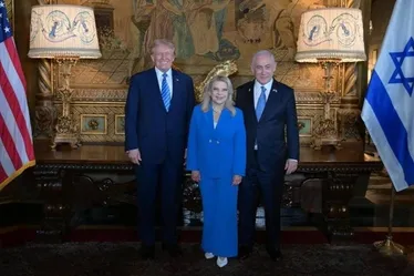 
				Líderes mundiais parabenizam Donald Trump após projeção de vitória
			
			