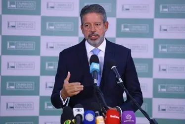 
			
				Aliados de Arthur Lira conquistam 42 prefeituras e somam 873 mil votos, 66% do total em AL
			
			