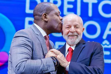 
			
				Silvio Almeida será investigado pela PF por assédio sexual e moral
			
			