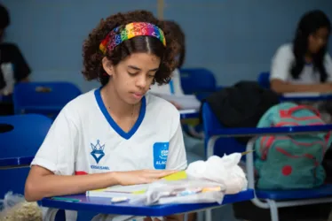 
			
				Mais de 30 mil estudantes da rede estadual de AL participam do Enem 2024
			
			