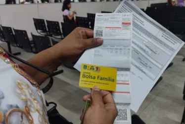 
				Mais de 65 mil famílias podem se cadastrar na Tarifa Social em Maceió e Arapiraca; entenda
			
			