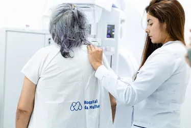 
			
				Mamografia e Saúde da Mulher: Quebrando Tabus e Incentivando o exame regular
			
			