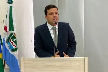 
				Marcelo Palmeira tem agora apoio de 18 vereadores para presidir a Câmara de Maceió
			
			