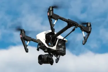 
			
				Militar da Marinha é preso por pilotar drones com granadas para o CV
			
			