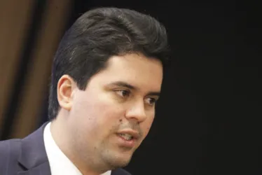 
				Ministro quer controle de “tigrinhos” para salvar “bets”
			
			