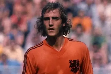 
			
				Morre Johan Neeskens, ídolo da seleção da Holanda, aos 73 anos
			
			