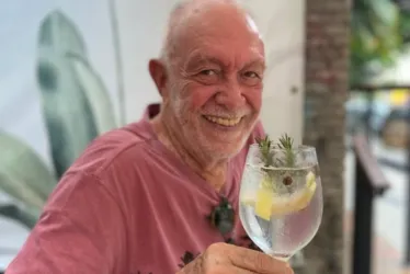 
			
				Morre Roberto Frota, ator de novelas da Globo, aos 85 anos
			
			