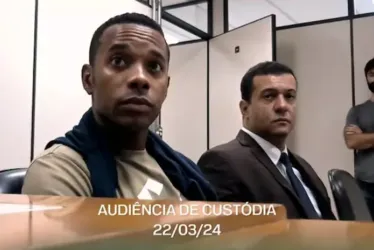 
			
				'Não conseguia nem andar', diz vítima de estupro de Robinho na Itália
			
			