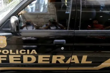 
			
				PF prende homem que se passava por criança para receber fotos íntimas
			
			