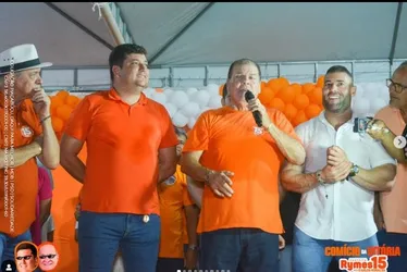 
			
				Para tentar barrar crescimento de adversário, Prefeito chama eleitores de “otários”
			
			