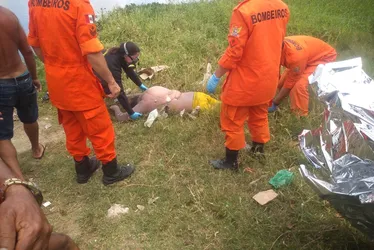 
			
				Pescadores encontram corpo boiando no Lago da Perucaba, em Arapiraca
			
			