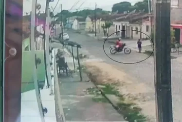 
				Polícia identifica e faz caçada para prender suspeito de assaltos em Penedo
			
			