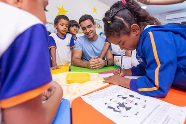 
			
				Prefeitura assegura educação, espaços de lazer e cultura para as crianças de Maceió
			
			