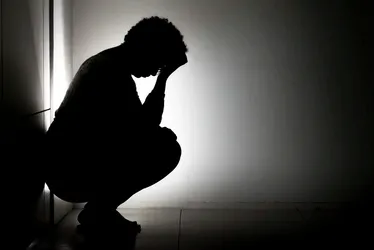 
			
				Prevenção do suicídio: campanha pede menos estigma e mais diálogo
			
			
