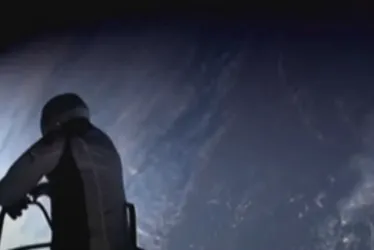 
			
				Primeira caminhada espacial comercial é concluída na missão Polaris Dawn
			
			