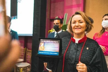 
			
				Marluce Caldas integra lista de candidatos para vaga de ministra do STJ
			
			