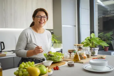 
			
				Reduzir calorias aumenta a longevidade? Novo estudo responde
			
			