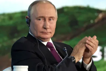 
			
				Rússia sugeriu que Dilma continue na presidência do Banco dos Brics, diz Putin
			
			